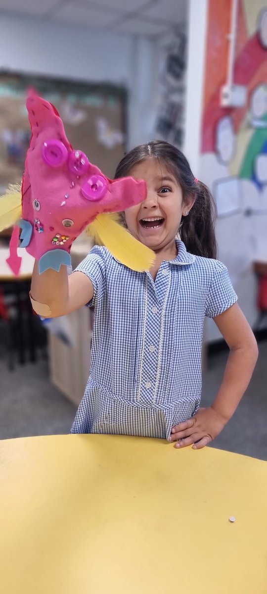 gilwern_school's tweet photo. What a super fun day we have had in #GilwernReception
Learners have been developing their creativity and self-expression when designing and making their very own Bog Baby puppets, inspired by the book 'The Bog Baby' by Jeanne Willis #enterprisingcreativecontributors #scitech https://t.co/CnwyRSvppE