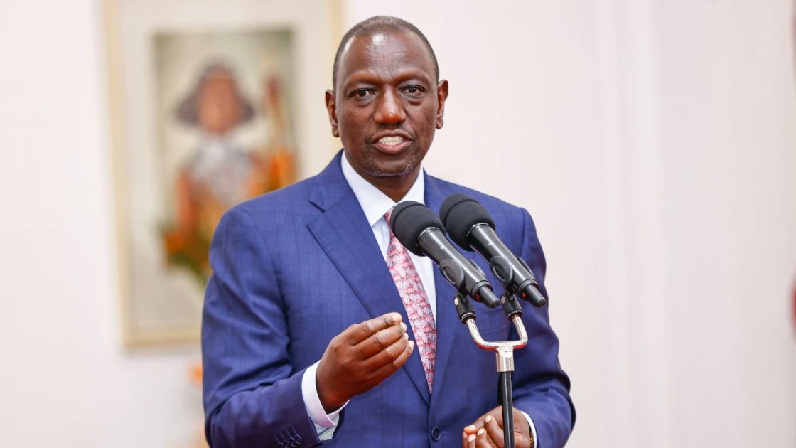 KenyanEdition's tweet photo. Who is the Supreme Leader of East Africa? William Ruto or Yoweri Museveni? 🇰🇪vs🇺🇬
https://t.co/ILRUbZ7hH4

|#KenyaVsuganda| |#EastAfrica| |Cardi B| |Kamukunji| |Royal Media Services| |#BoycottAdidas| https://t.co/xPSMSa4RBs