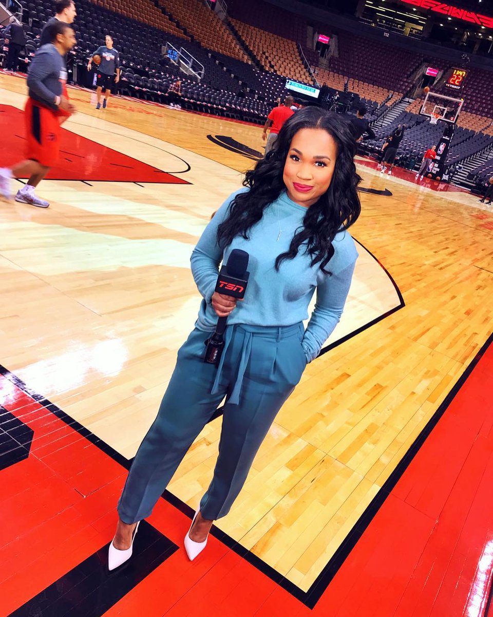 On this edition of The Robinson Show, #KaylaGrey 
of #TheShift & sideline reporter for #TorontoRaptors for #TSN. We discuss #KawhiLeonard, #JamalMurray, #mentalhealth & more. #WeTheNorth #NBA 

Spreaker: 👇
spreaker.com/user/16636749/…

Google Podcasts: 👇
podcasts.google.com/feed/aHR0cHM6L…