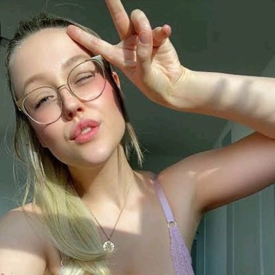 MariahIsab31987's tweet photo. #NewProfilePic https://t.co/0X4pDFIHM6