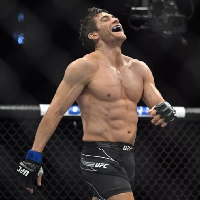 grant on Twitter "GIVE ME ONE MARGARITA IMMA OPEN MY LEGS GIVE ME TWO