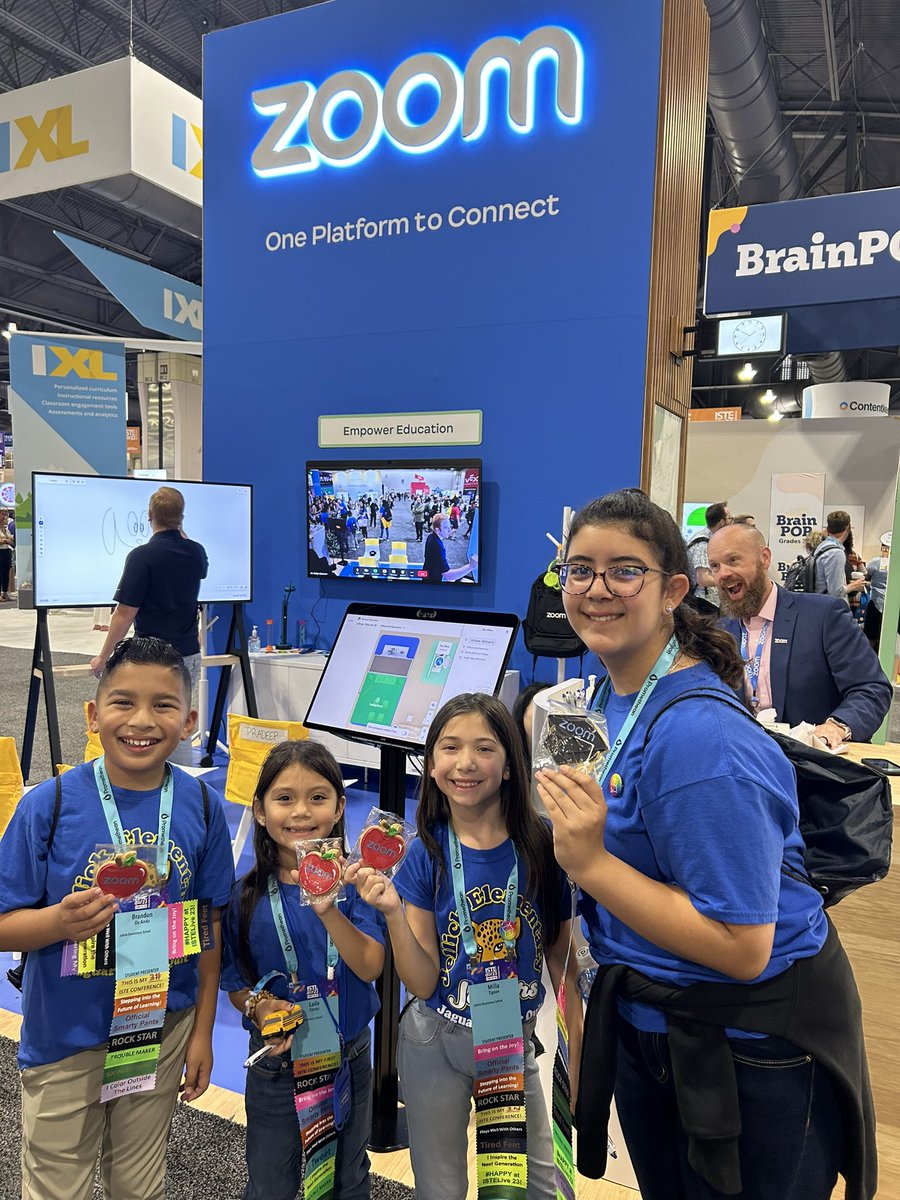 #ISTELive 23 Day#2 EXPO HALL
It’s always fascinating for our @JellickJaguars to meet the people behind the companies they know.
They use  <a href="/clever/">Clever</a> for their daily sign-ins
-and-
<a href="/Zoom/">Zoom</a> from their online learning.
(and our continued use for author visits, conferences &amp; meetings) 😊