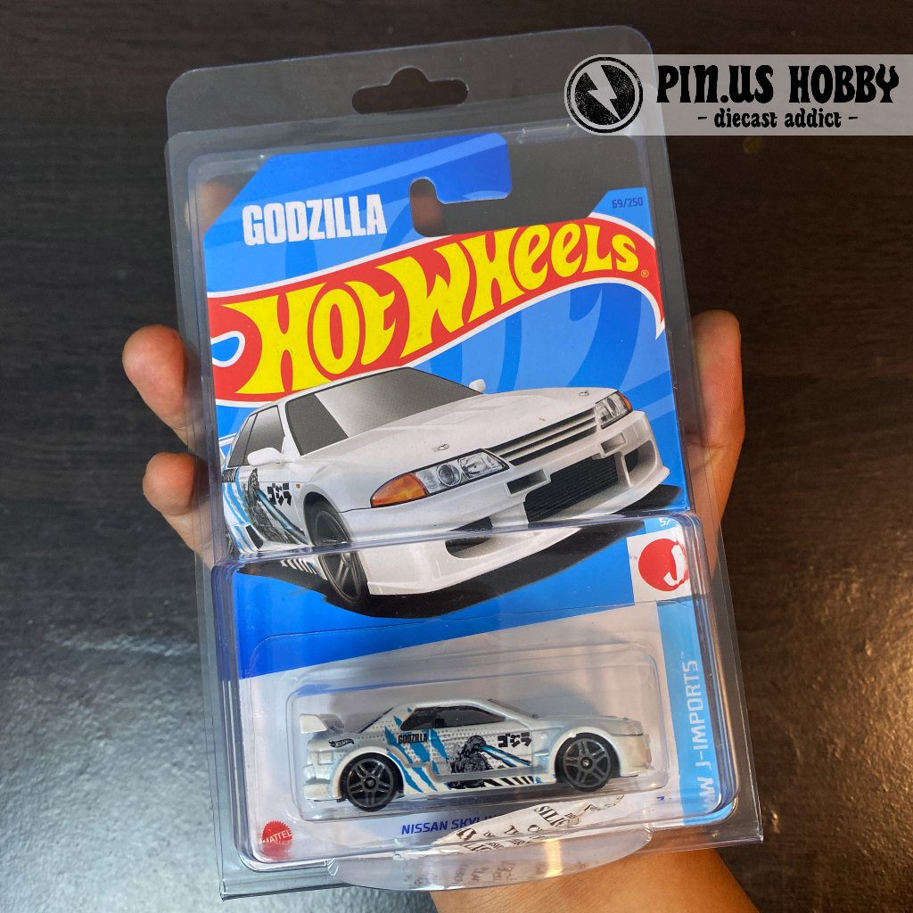 Hot Wheels Nissan Skyline GT-R (R32) Godzilla, harga Rp149.000
.
Link Pembelian shope.ee/3VG1t4CMl6
.
#HotWheelsIndonesia #HotWheelsFastnFurious #HotWheelsJakarta #HotWheelsBandung #HotWheelsSurabaya #HotWheelsSemarang #HotWheels #Bali #HotWheelsNeonSpeeders #NissanSkyline