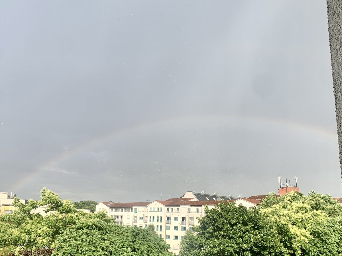 Gewaesch's tweet photo. Erster. https://t.co/IivmL0Q8Wy