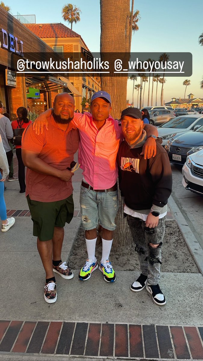 PLAY_OTP's tweet image. happy birthday my niggas came outside