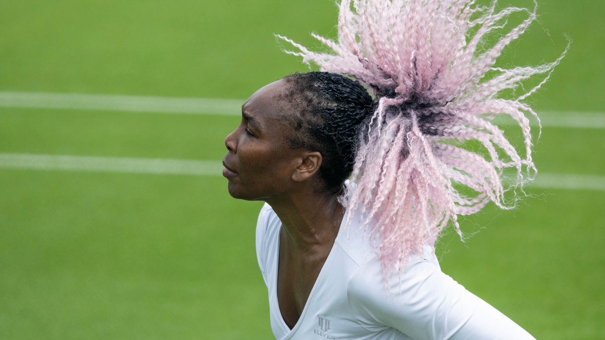 Five-times singles champion @Venuseswilliams preparing for her 24th(!) Championships❗️

#Wimbledon