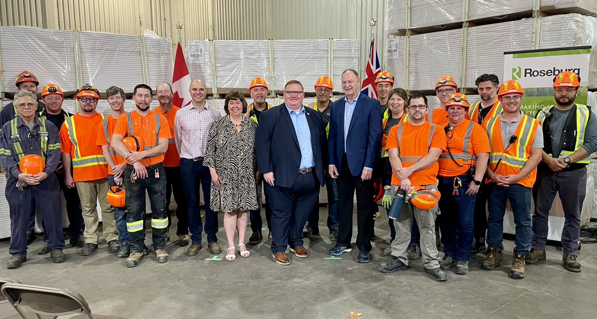 Graydonthempp's tweet photo. Today I joined MPP @JAYakabuski &amp; MP @anitavandenbeld to announce the #Ontario government’s $1.5M investment in @RoseburgCo.

This investment supports forestry operations throughout the #Ottawa Valley &amp; keeps Ontario’s industry competitive! https://t.co/PEvEclyC3s