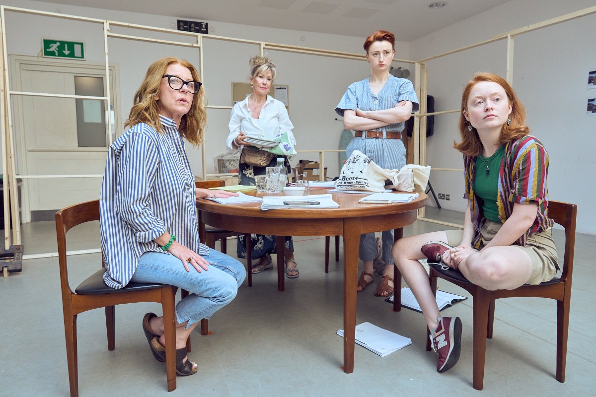 Take a peek inside the rehearsal room of #Cuckoo by Michael Wynne, directed by Vicky Featherstone 👀

Playing in the Jerwood Theatre Downstairs from 6 July.

🎟️ bit.ly/CUCK00