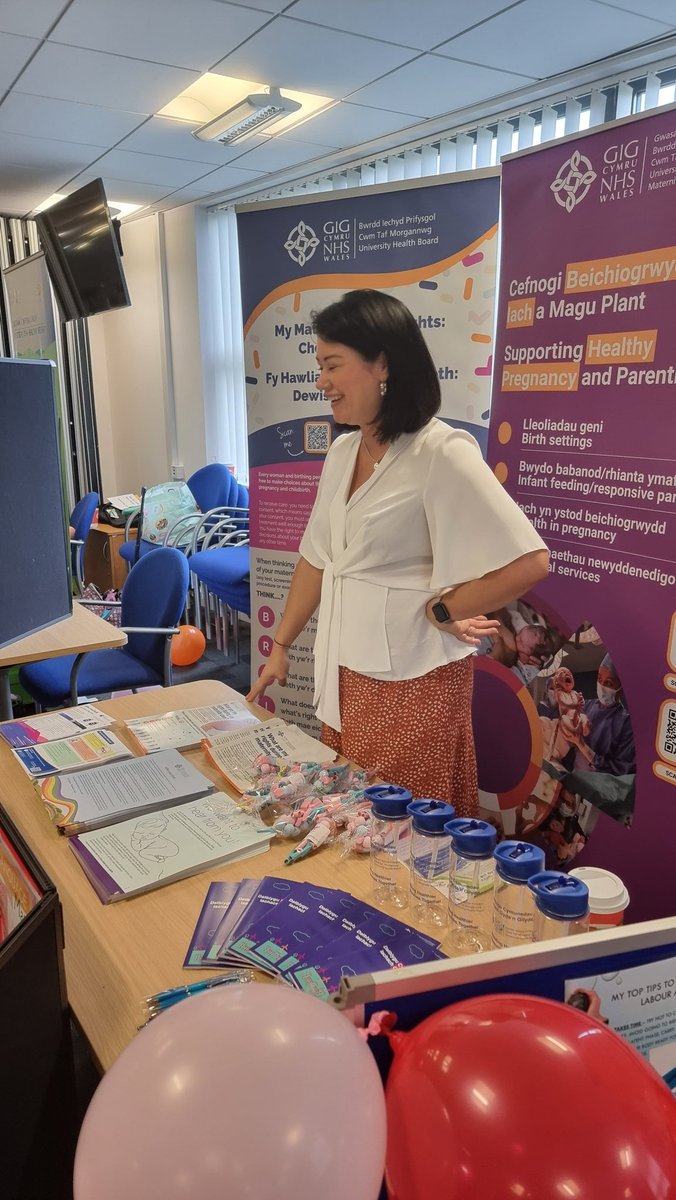 elimac16's tweet photo. Our My Maternity My Way chair sharing the experience of engaging in the development of our service #MerthyrBabyShower #CTMBabies @SuzanneHardacr1 @Bryany2103 https://t.co/U1zKmkjZ8s