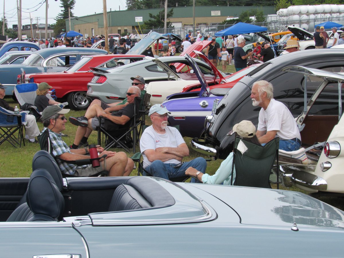 AVMuseumofNH's tweet photo. Our Annual Classic Car Show is rolling up fast! Get revved up with your gleaming roadster or jalopy over to the Aviation Museum of N.H. Event takes place Sat, July 15 from 10 am to 2 pm (Rain date is Saturday, July 22.) Check out our press release here: https://t.co/3jNgpEou7g. https://t.co/7Y4OpdeQMU