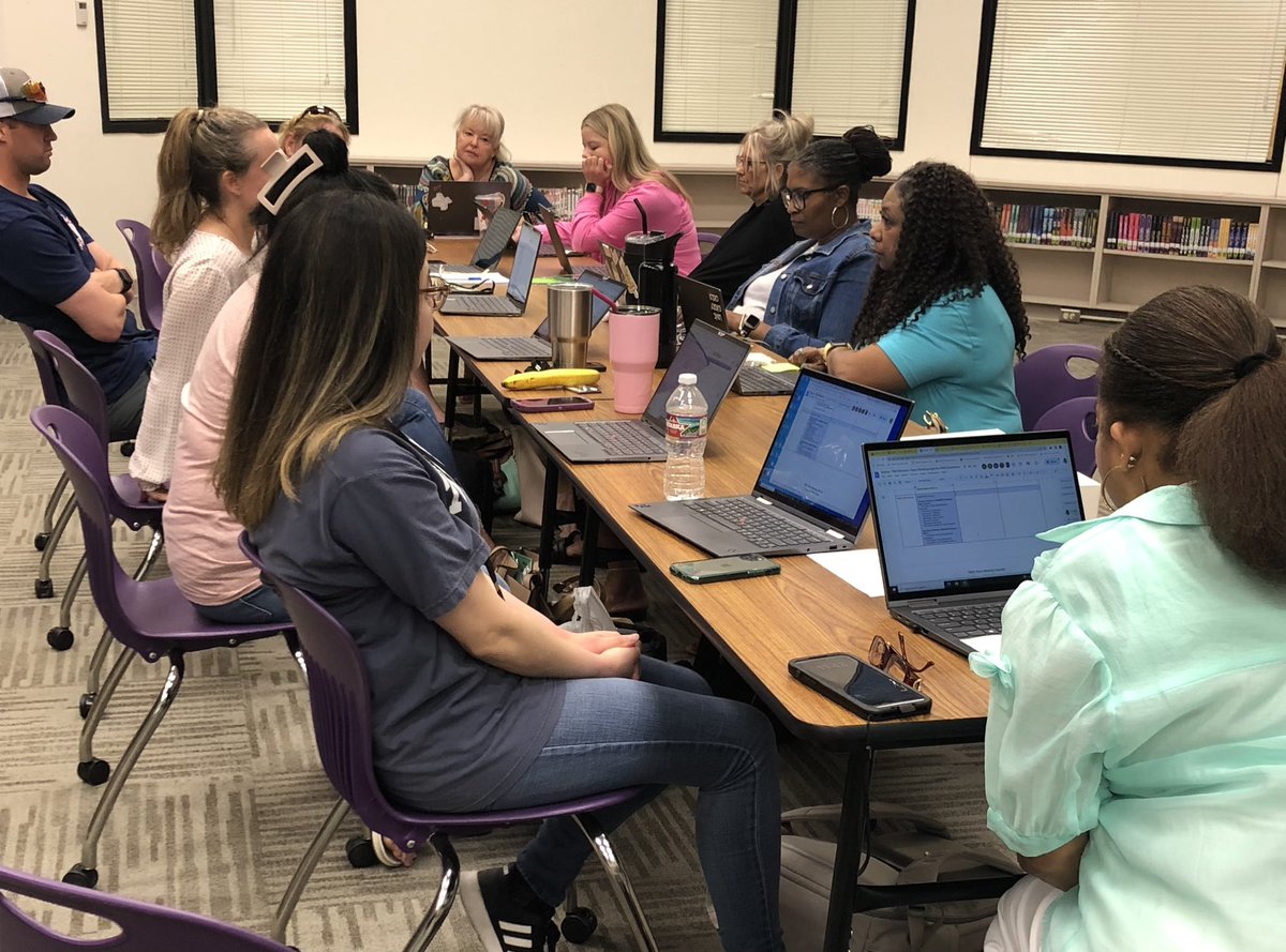 Pamela Parker tweet media