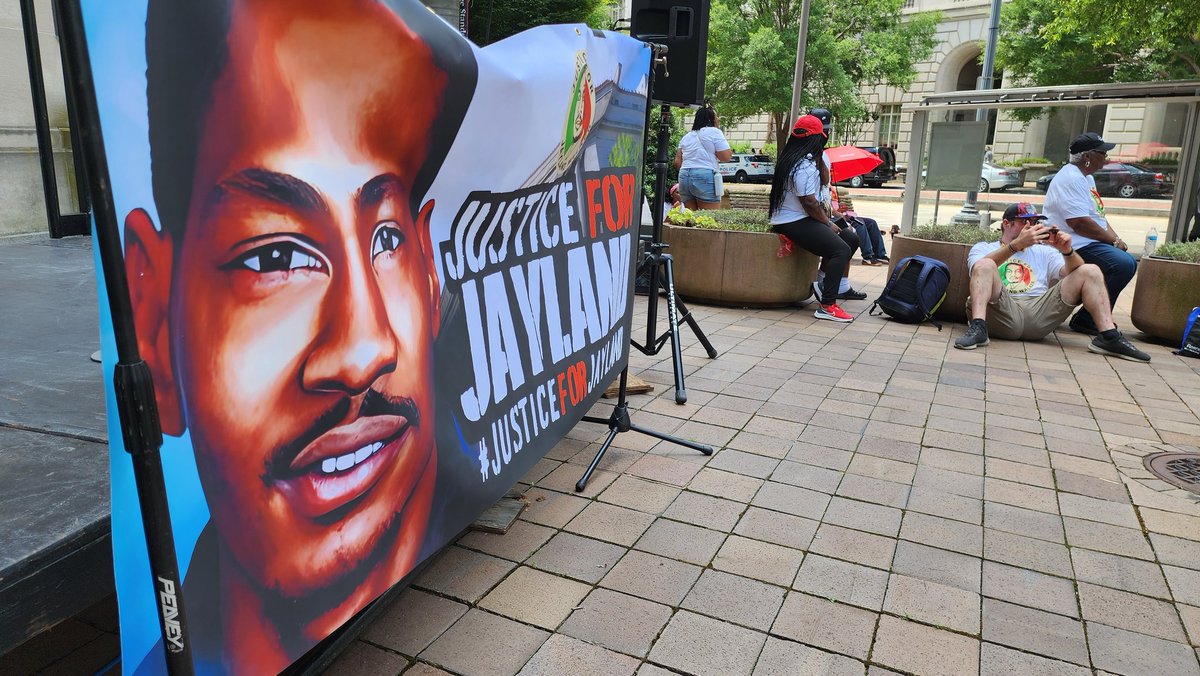 'Justice for Jayland Walker Rally' setting up outside the US Dept of Justice in Washington DC, on the anniversary of Walker's shooting death by #Akron Police. Live coverage ahead on @wkyc beginning at 4