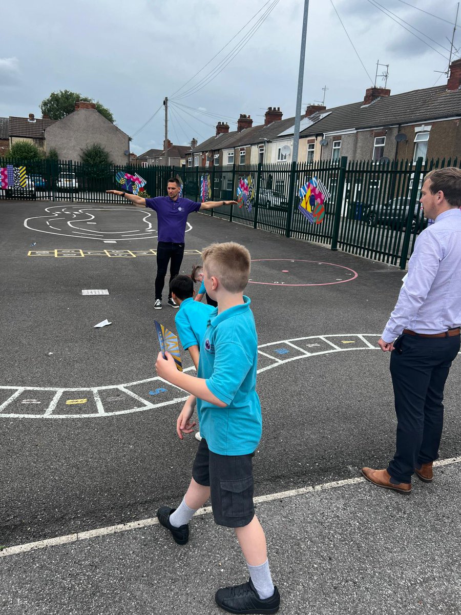 PhoenixHousePRU's tweet photo. For SEMH, students in Tokyo Class were listening carefully, following step by step instructions on how to make an aeroplane with Miss Sparkes, testing the results with Mr Mckeown and Mr Watts https://t.co/V4ZxWyLWhE