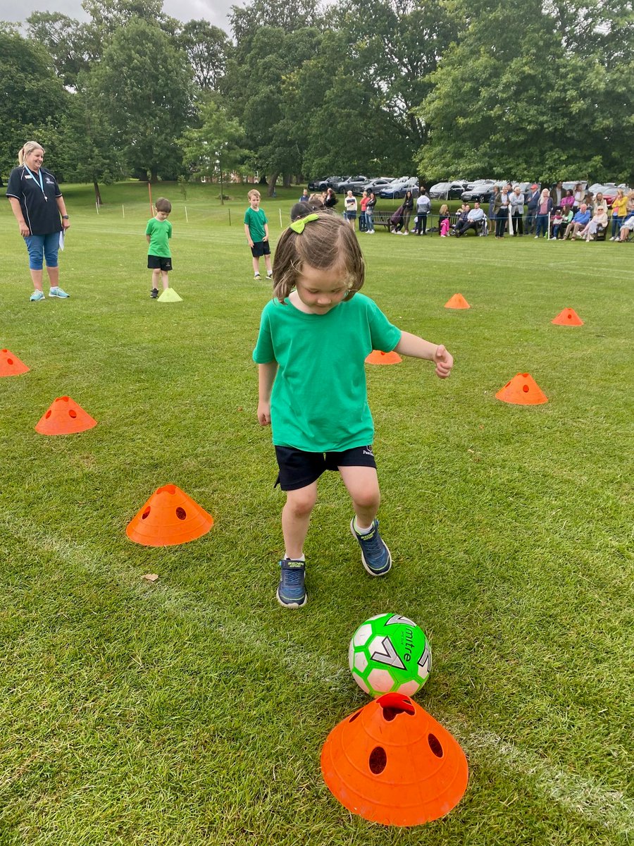 A fine day for a Sports Day! It was Little Prestfelde who enjoyed an afternoon of sport today. Everyone got involved and enjoyed an Olympics style round of activities that kept them running, jumping, hopping and throwing to test out their skills! #sportsday #prepschool