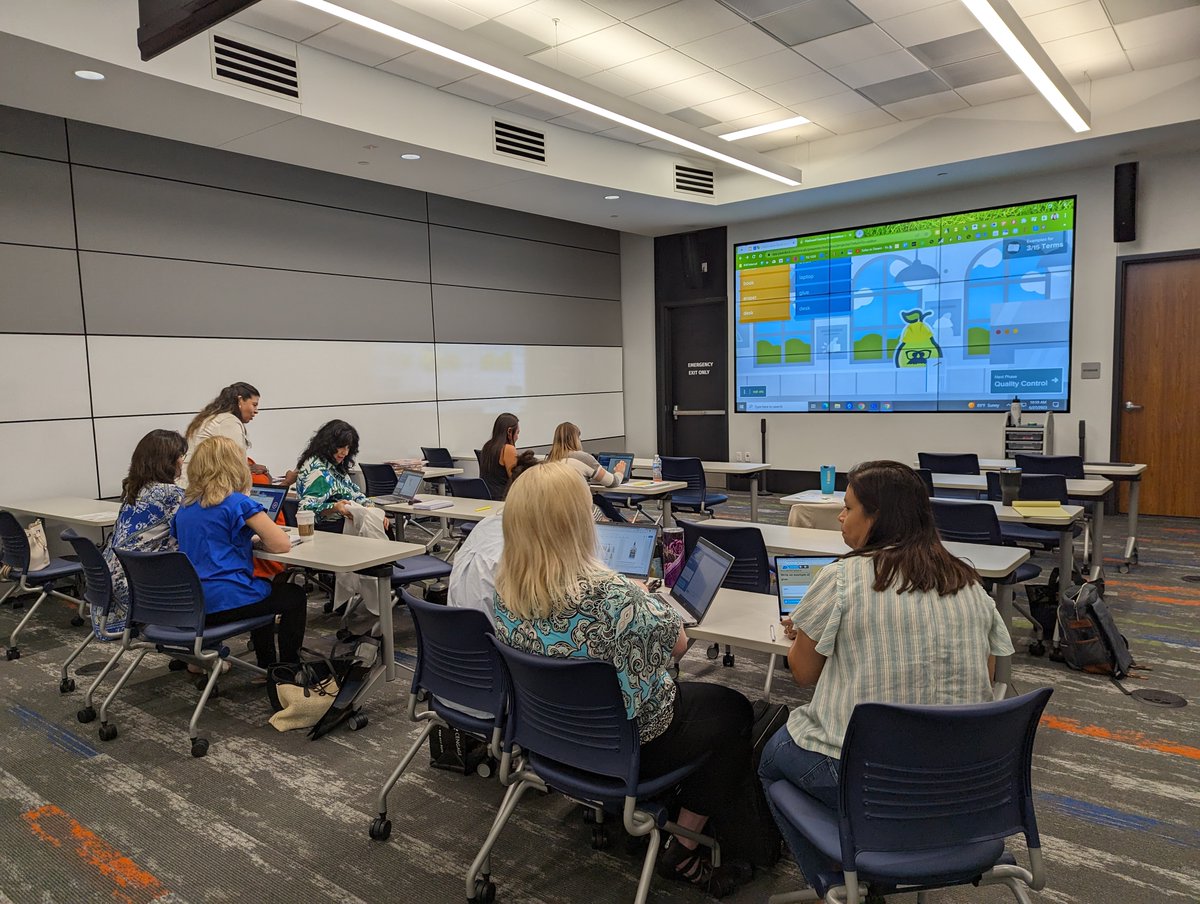 mslkile's tweet photo. 😍Grateful to be part of today's amazing learning at the #MovingForward23 Multilingual Symposium by sharing #FlashcardFactory for some collaborative vocabulary and social learning! @R10Multilingual @Region10ESC #r10summer https://t.co/P0Uc5pLdxM