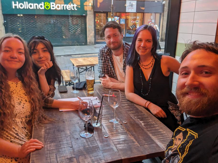 LucidGamesLtd's tweet photo. Team Lucid had THE BEST time at last week's Dev Pub Quiz!

Huge thank you to everyone involved, including the fantastic @PizzaPunksUK🍕

Congratulations to the winning team! You did us proud! 🤓 🏆

#gamedev #quiz #team https://t.co/0Ex5pQKevm