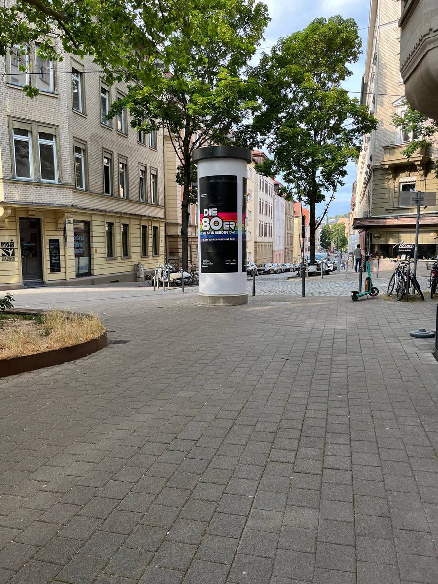 jfrigger's tweet photo. @kesseltv was sagt Deutschlands größter Litfaßsäulenblog dazu? https://t.co/INqbHc3lBb