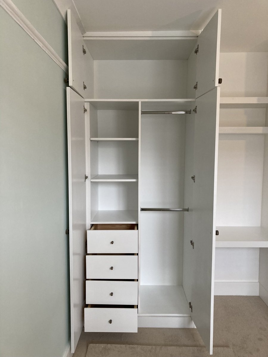 bespokepropert1's tweet photo. Bespoke fitted wardrobes in Worthing West Sussex, #carpenter #worthing #wardrobes https://t.co/sM84fs1VG7
