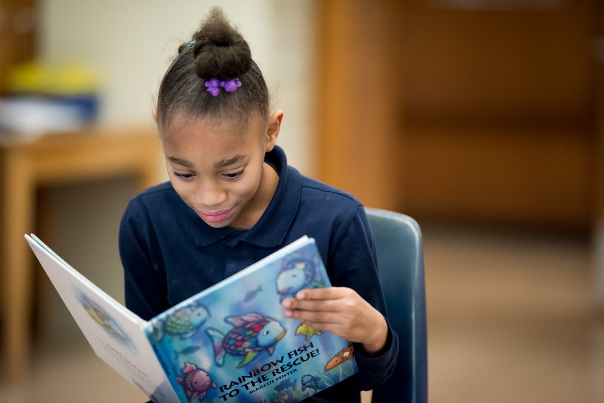 literacy_first's tweet photo. Looking for ways to encourage your young ones to read this summer? Check out @Do512Family’s list of summer reading incentive programs for kids: https://t.co/ioeqym4hHM
#SummerReading #EarlyLiteracy #ReadingProgram #Do512 #AustinReads https://t.co/9KvDBmFnR5