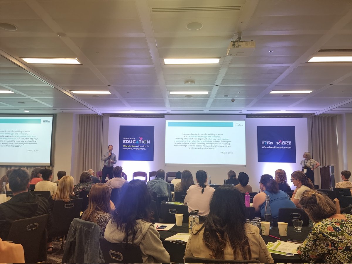 Fantastic day in London for the @WhiteRoseEd Summer conference. A great buzz of excitement talking to lots of different teachers about maths and science. In particular enjoyed @HenryMcvittie and @katehenshall1 discussing lesson design. #wrmthelaunch