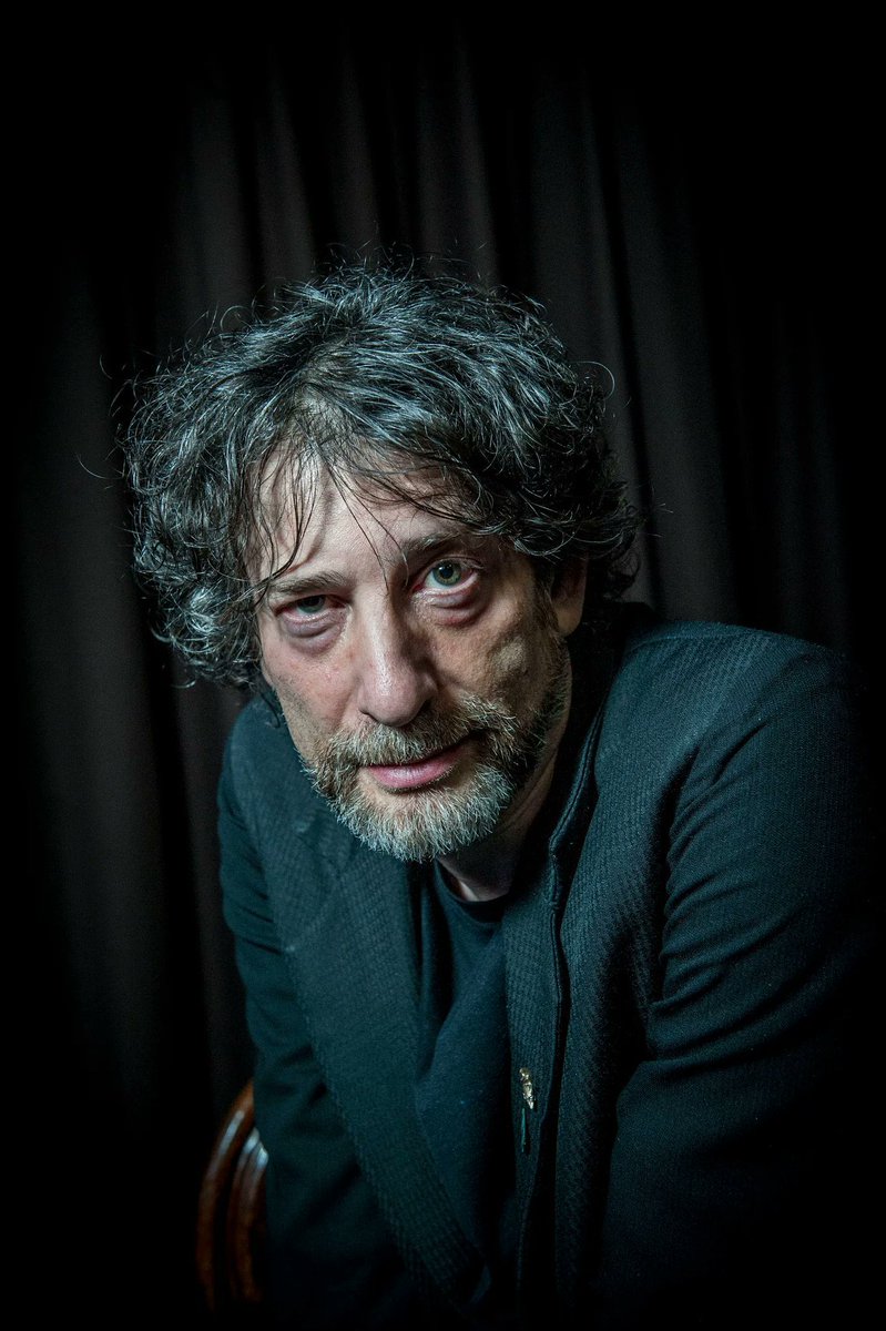 Elizabeth Alker (@elizabethalker) on Twitter photo A little June @bbcradio3 Unclassified 🧵 with special programmes reminders: we had the one and only <a href="/neilhimself/">Neil Gaiman</a> NEIL GAIMAN in our Listening Chair recommending music by <a href="/dark_shark/">Brian Eno News</a> + a playlist from moi incl Sarah Pagé (<a href="/backwardmusic/">Backward Music</a>) <a href="/jihasound/">Park Jiha</a> and more bbc.co.uk/programmes/m00… A little June @bbcradio3 Unclassified 🧵 with special programmes reminders: we had the one and only <a href="/neilhimself/">Neil Gaiman</a> NEIL GAIMAN in our Listening Chair recommending music by <a href="/dark_shark/">Brian Eno News</a> + a playlist from moi incl Sarah Pagé (<a href="/backwardmusic/">Backward Music</a>) <a href="/jihasound/">Park Jiha</a> and more bbc.co.uk/programmes/m00…