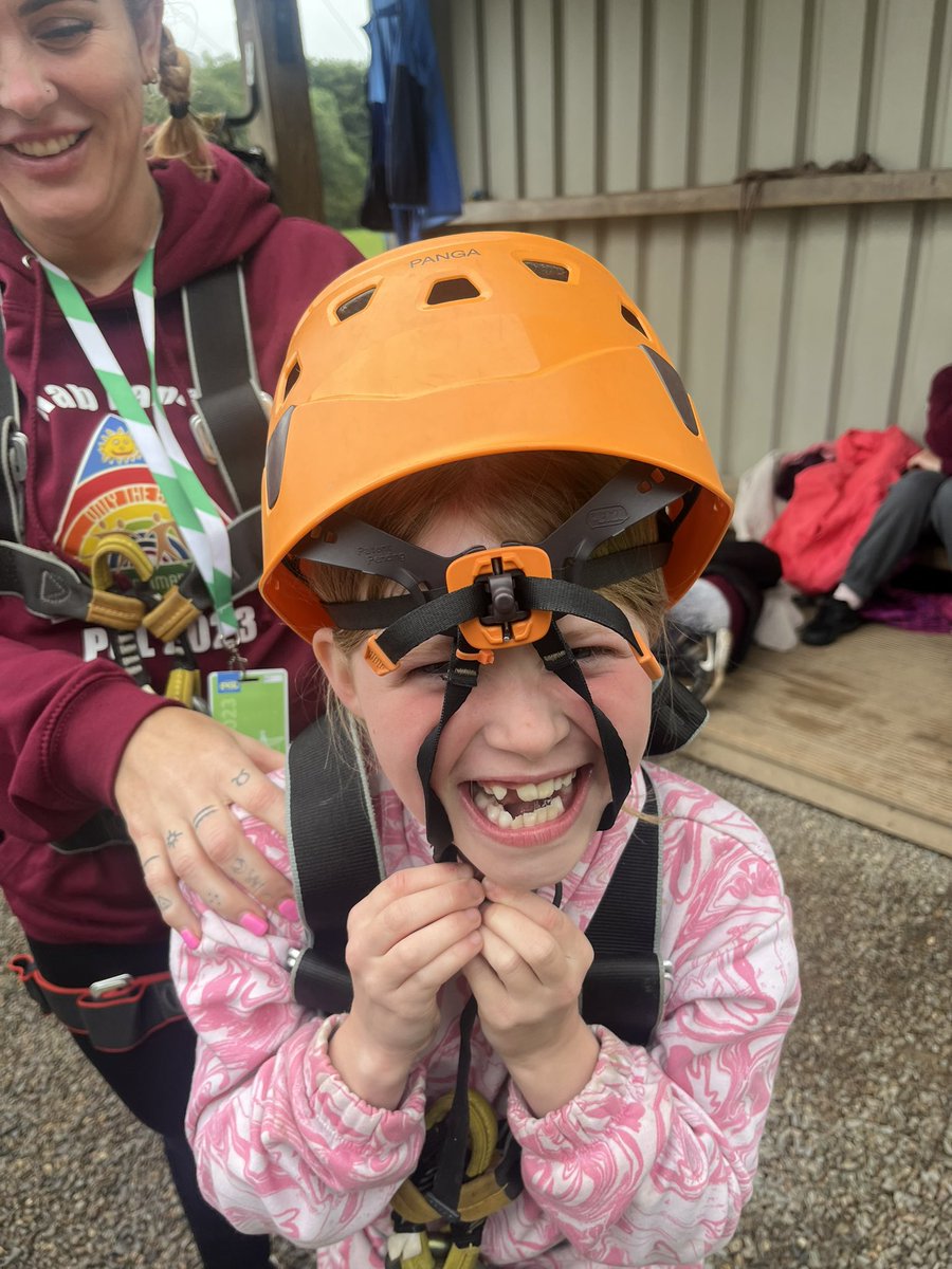 Miss Flynn tweet media