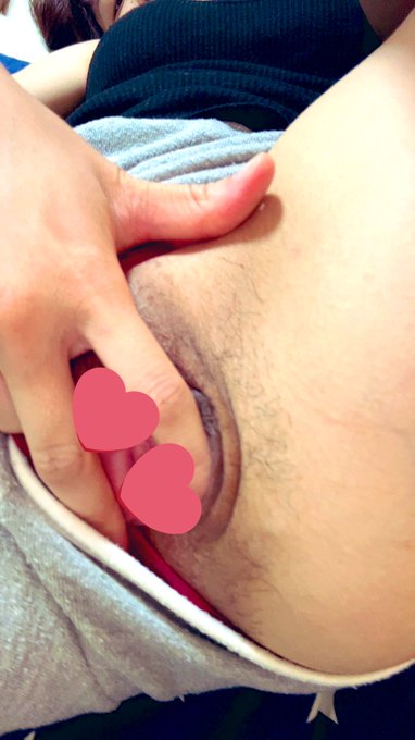 いつも中途半端に火をつけて帰ってくるので発情写真を送りつけてくる可愛い娘なんです https://t.co/4TuCMvGIhd<a href="/tag/%E3%82%B9%E3%82%AF%E6%B0%B4"class="tags"><span>#スク水</span></a>