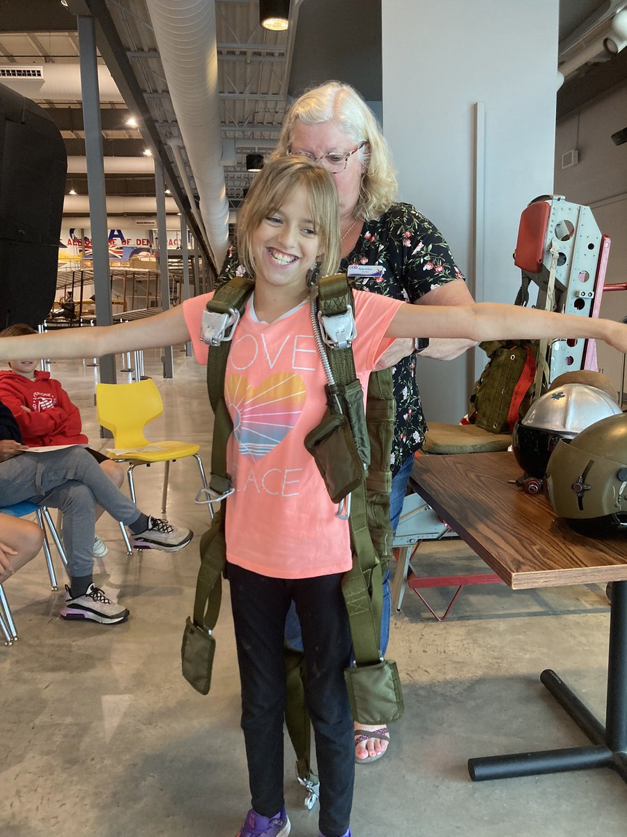 Ending our year with a trip to the National Air Force Museum of Canada ✈️🇨🇦 Loved the experiential learning as part of the Prepare for Take Off Program <a href="/alcdsb_shrb/">Sacred Heart Batawa</a> <a href="/MeesonAlexa/">Miss Meeson</a>