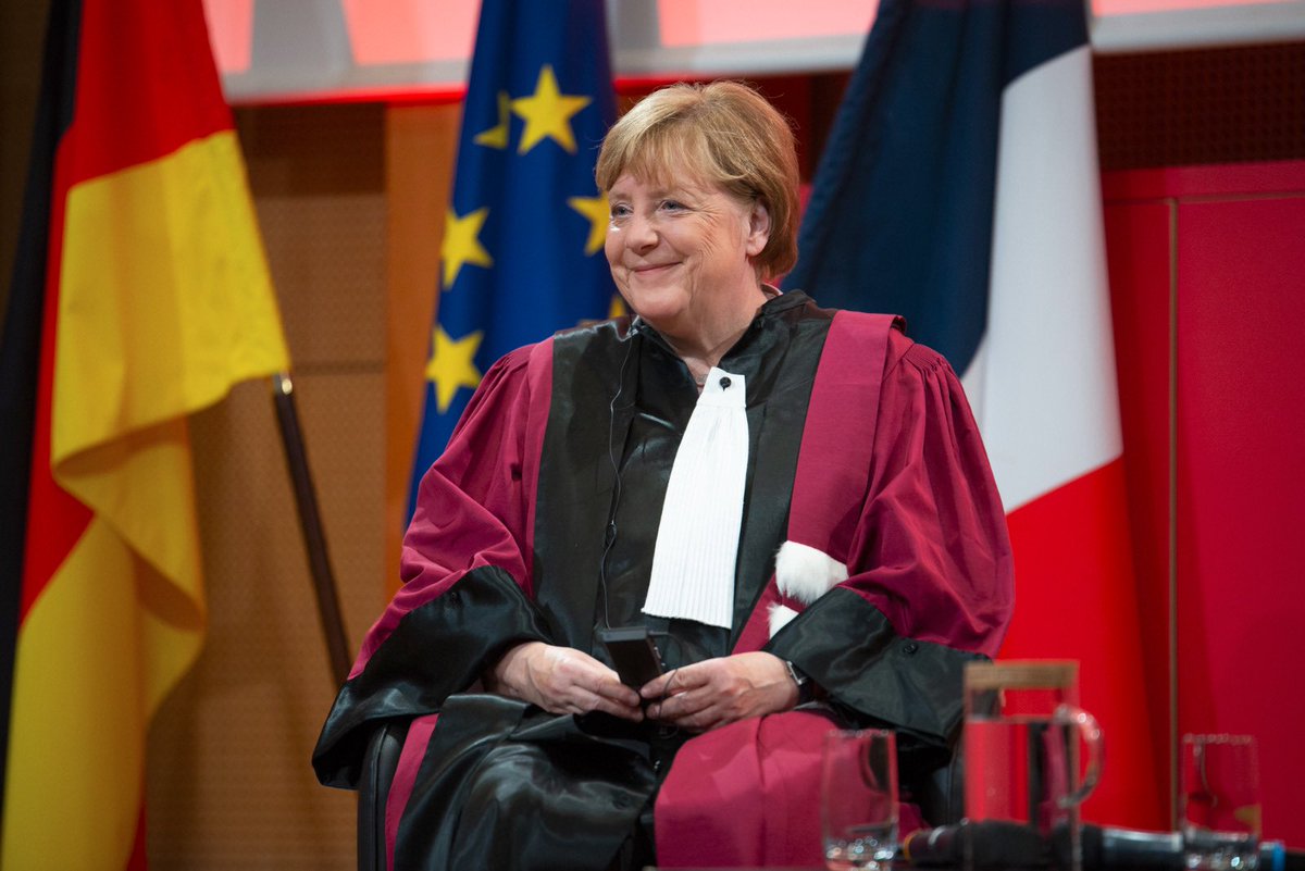 sciencespo's tweet photo. "L'Europe a plus que jamais un rôle décisif à jouer face aux transformations planétaires." Laurence Bertrand Dorléac, présidente de la FNSP. #ScPoMerkel #ScPo #ScPoHonorisCausa https://t.co/CwtztprqAT