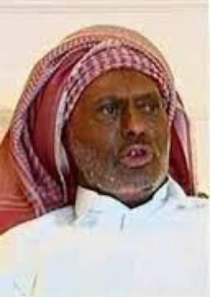 ahmad26728's tweet photo. من يشبه هذا الغراب...؟؟؟
هذا السؤال للعباقرة فقط؟؟؟ https://t.co/PtOopeCsHw