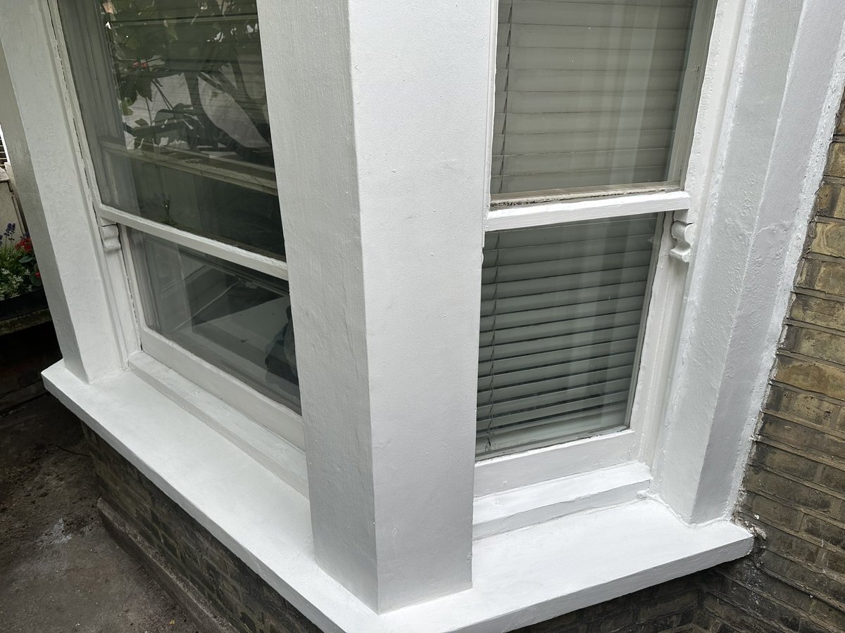 Been house painting 🥵😣😭😍