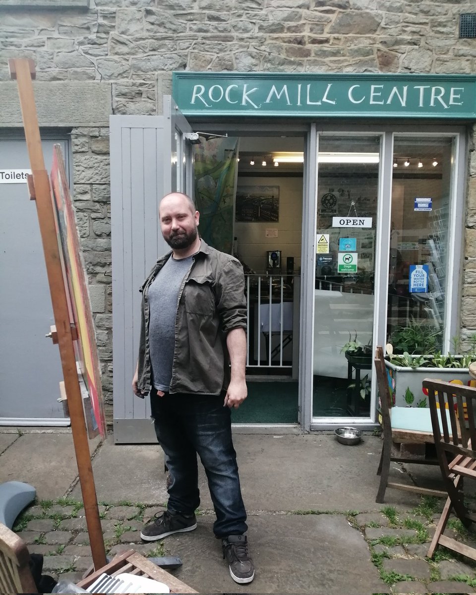 Patrick O'Rourke (@ORourke_Art) working on a new drawing during our solstice celebration at the Rock Mill Centre. 

#NewMills #VisitNewMills #DerbyshireArt