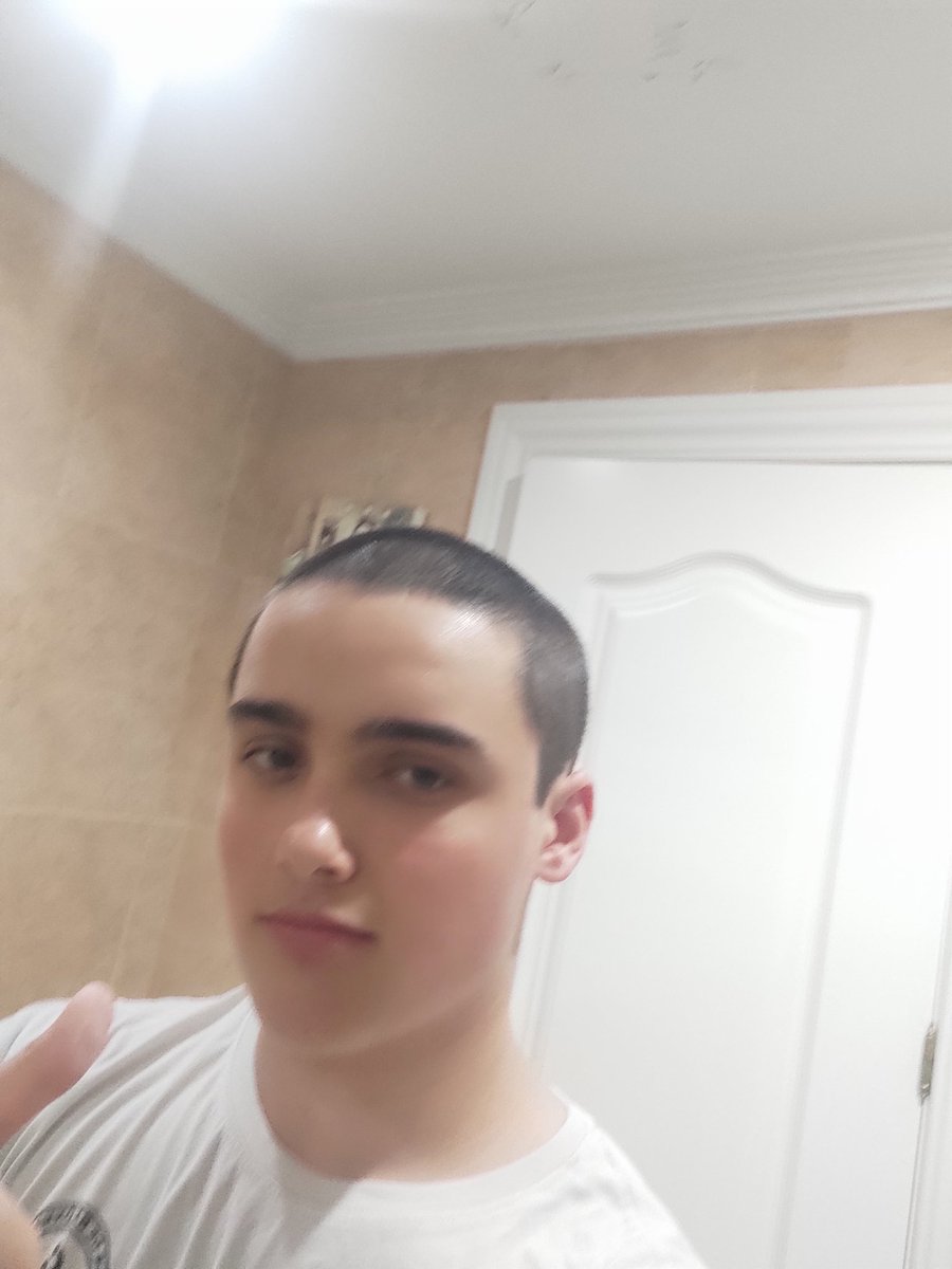 dzk⁵⁵ tweet media