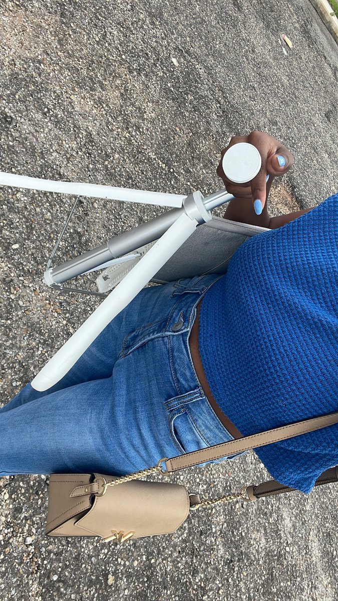 janettessocial's tweet photo. Filming UGC in public be like:
Haha so excited to see how this video turns out for my client! 🙌🏾 ☺️
#ugc #ugccommunity #UGCcreator #ugccreators #filmingugc #filminginpublic #ugccreatorsneeded #whatidoformyclients https://t.co/bMkiT9VFKD