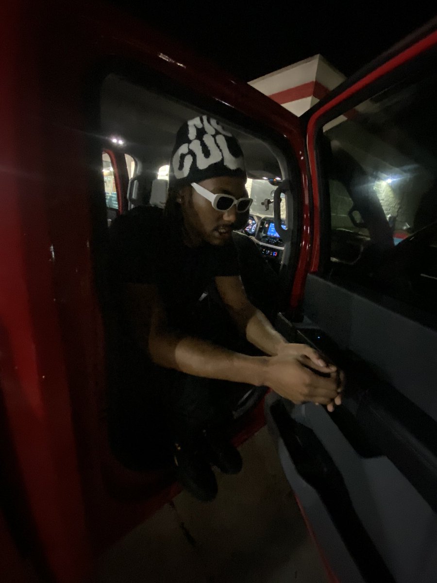 carti2gone's tweet photo. https://t.co/H4ih3zMkPL