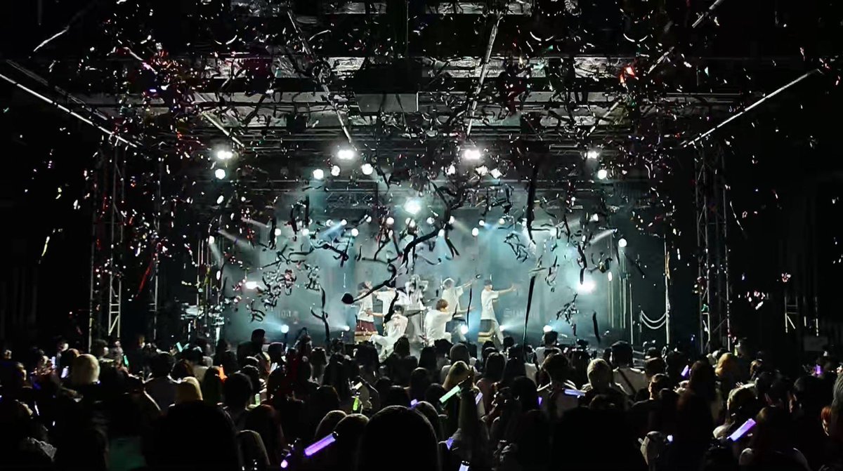 Magi9_Tsubasa's tweet photo. 撮り急ぎ！
「 ぱぺっとないと 1st anniversary one man Live last Carnival 」
素敵な景色を見せてくれてありがとう
世界一幸せ者になれました！
みんなが大好きですっ！
僕を見つけてくれて本当にありが���う☺️ https://t.co/tBwi06etVb
