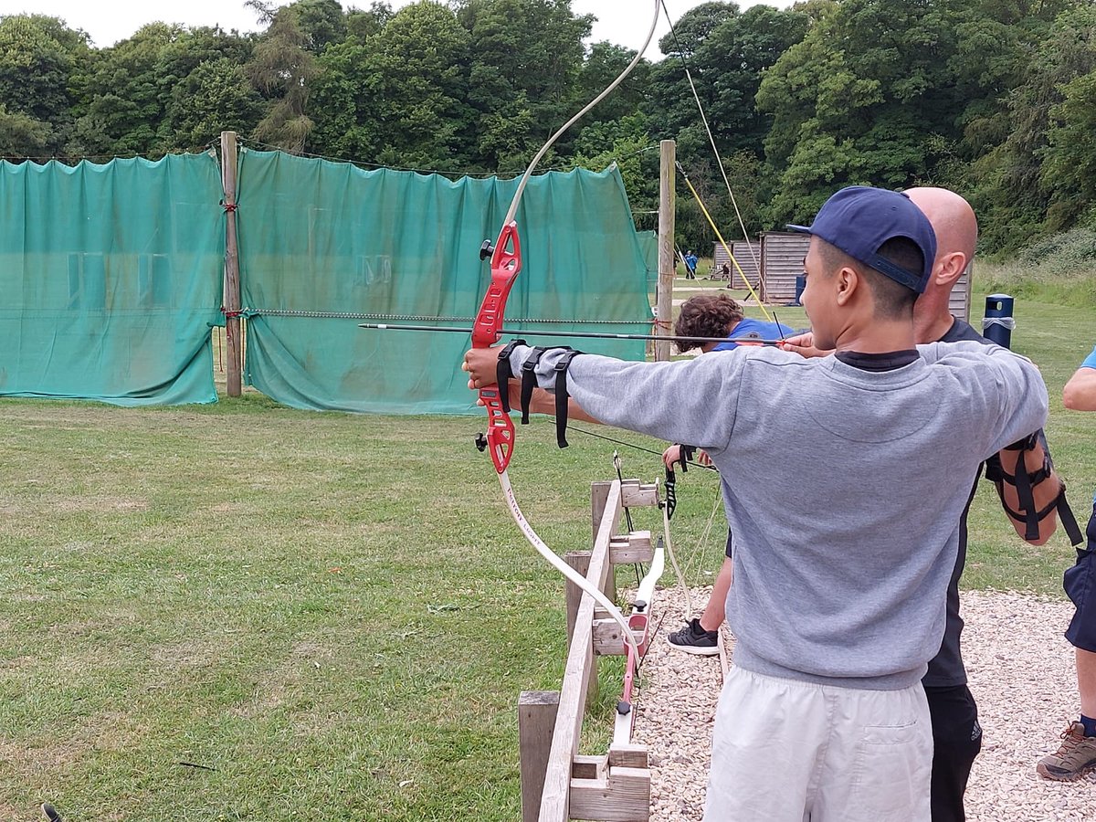 Stormont House tweet media