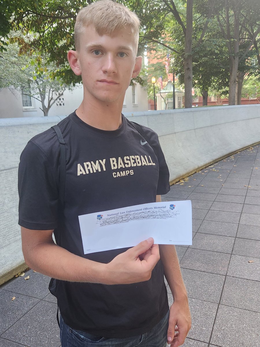 ETanner25's tweet photo. Went by the Law Enforcement Memorial in Washington DC to see Craig Mills name on the wall. Miss you buddy. @avmills601 @holcombjg https://t.co/QoFnsBq142