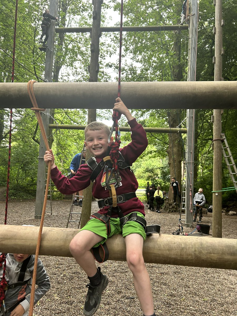 Miss Groves tweet media