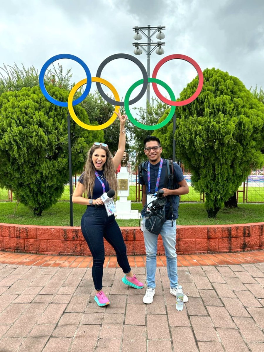 Nuestro equipo, conformado por <a href="/IreneCastillotv/">Irene Castillo</a> ✨ y por Roberto Rivas, 📹 se ha hecho presente en la Villa Centroamericana, en el estadio de la UES para dar cobertura a los partidos de rugby 🏉 de los XXIV Juegos Centroamericanos y del Caribe #SanSalvador2023.

#GrupoMegavisión