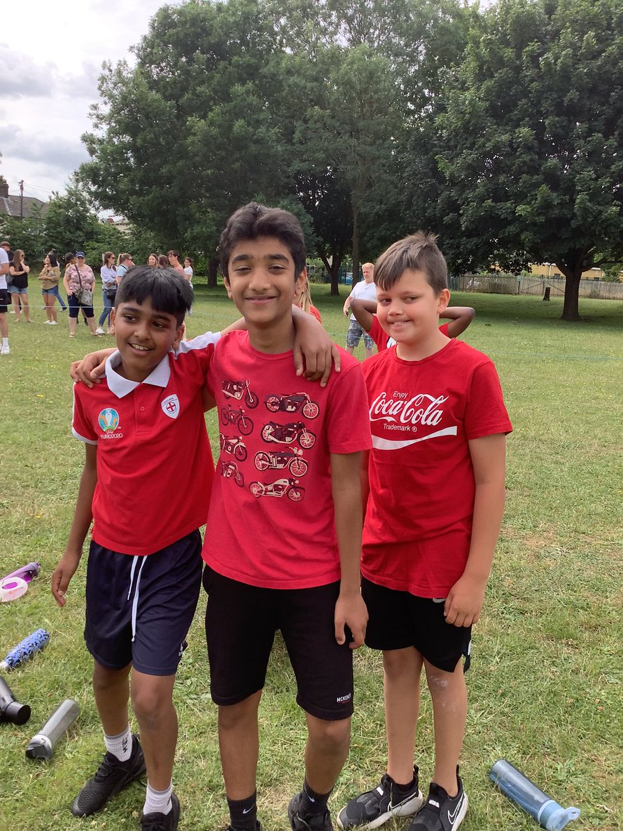 knockhally6's tweet photo. And the champions of our KS2 Sports Day are…Dover House!🏆🔵 Huge congratulations to the unstoppable Y6 athletes for their outstanding performance and relentless spirit. You’ve made history as the last Y6 Sports Day winners. 🥇 Way to go, Dover House! 👏 #KS2sportsday @khpsport https://t.co/C3uXllCwci