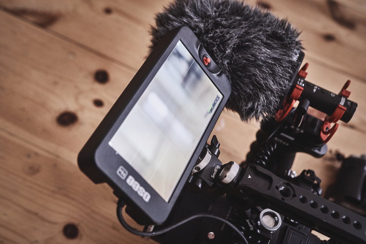 michaschmidt's tweet image. ready to roll… ✌🏻😎 #Documentary #SonyA7sIII #Sigma24mm #ZeissBatis85mm #Zeiss1635mm #FujiFilmXE3