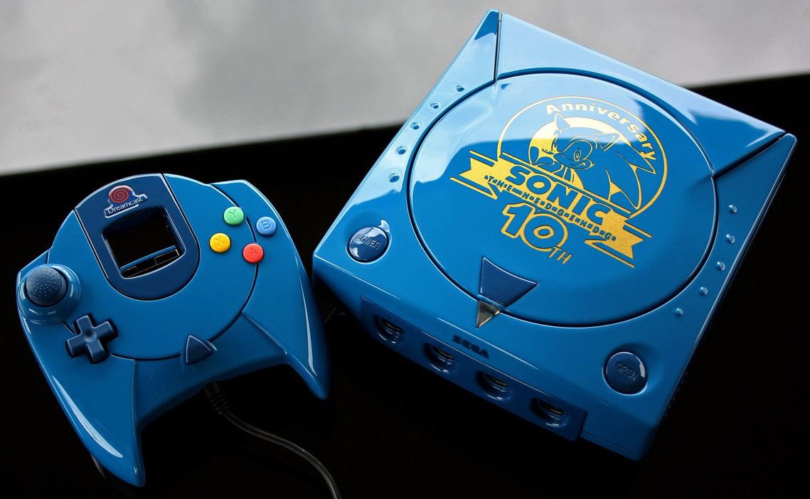 Ok I really need this dreamcast it looks so beautiful 😭