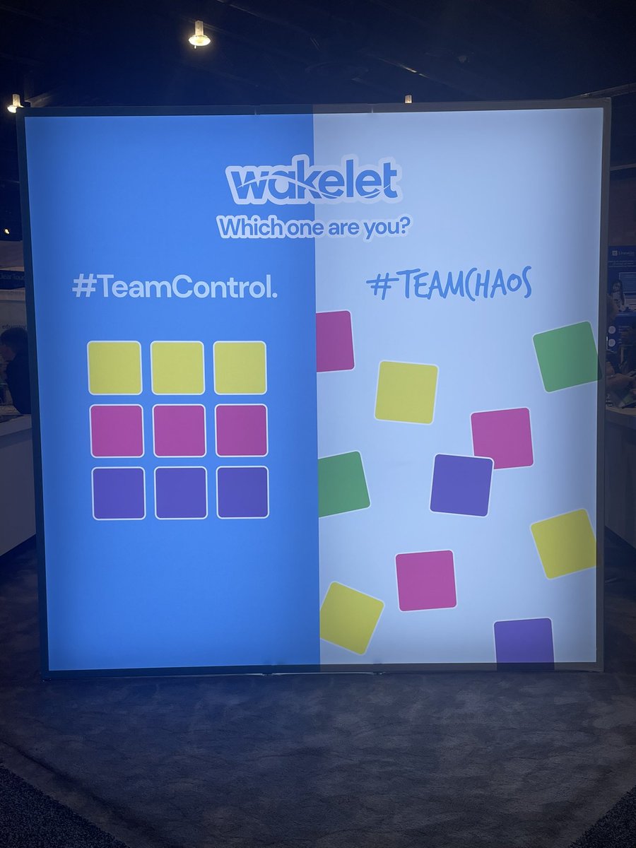 MrsBeckTech's tweet image. Guess which one is @MrsBeckTech and which one is Srta. Spurlock. What are you #TeamControl OR #TeamChaos?