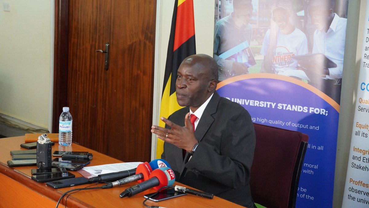 kyambogou's tweet photo. Today the Vice Chancellor, Prof.  @EliKatunguka was addressing the Press on the current issues of the University. https://t.co/trx3TpJXON