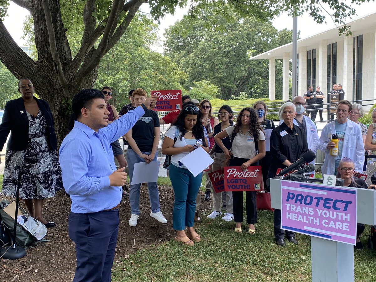 SouthernEqual's tweet photo. The crowd is now headed into the #NCGA, where we will make our voices heard and demonstrate that #NCisReady to reject all anti-#LGBTQ attacks. There is no place for discrimination in our state. Thanks to Eliazar from @EqualityNC for leading the crowd! https://t.co/DMuxO59lHf