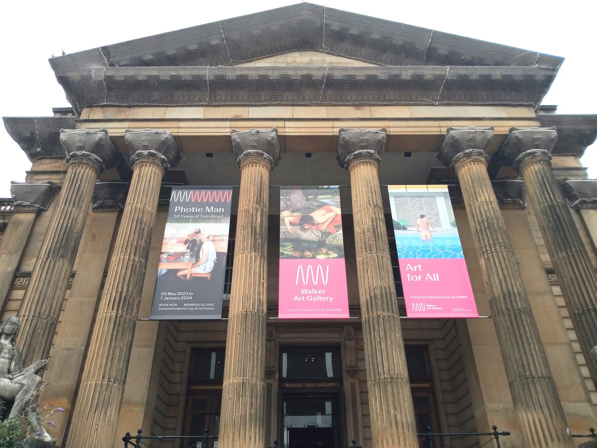 munchetunje's tweet photo. It was a lovely day despite the poor weather. Went to @PCPCoffee , @NML_Muse , @walkergallery  and stop by @Liverpoollib borrowed a few books.

#Liverrpoolmuseum 
#Liverpoollibrary 
#Liverpoolgallery https://t.co/fi2n33CQmS