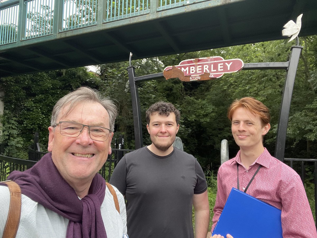 Thanks to @johnbhess for coming down to Kimberley to discuss his East Midlands Mayor campaign and the expansion of the tram network to North Broxtowe. We showed him the levelling up sites and other issues which matter to Kimberley. He came to the Nelson and Railway pub after 🍻