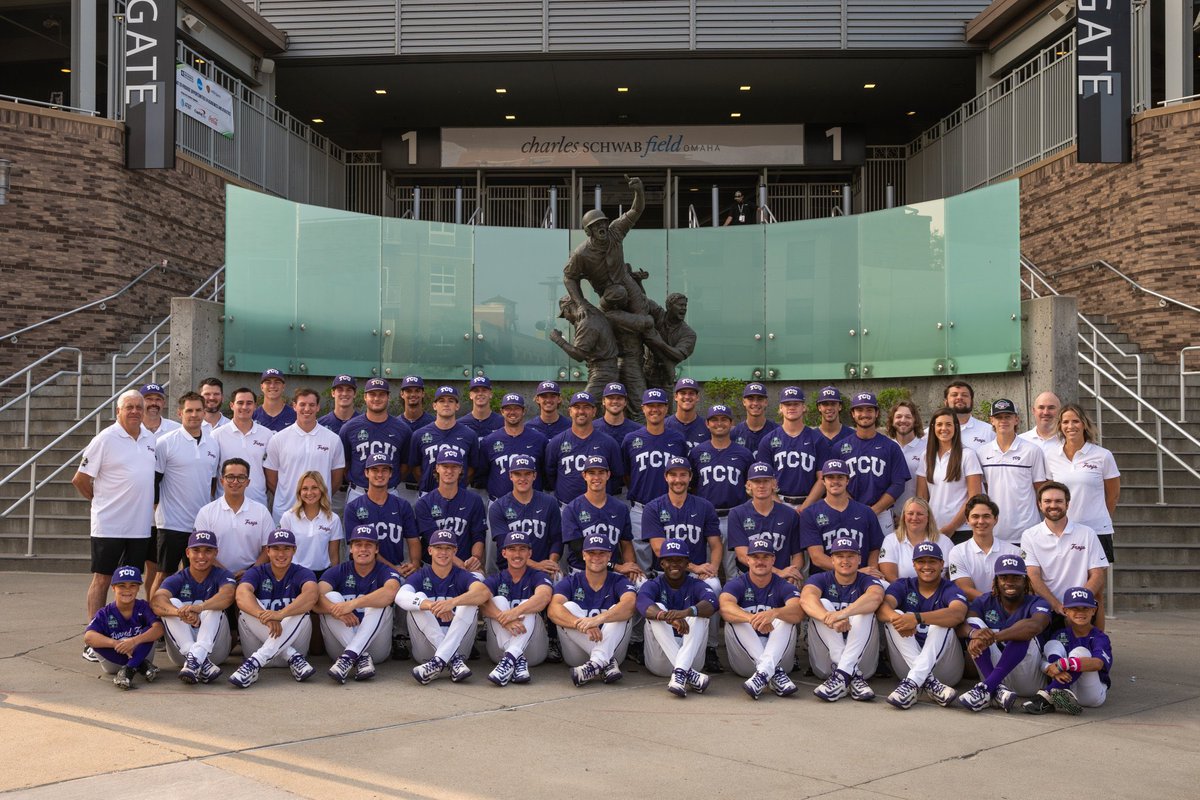KirkSaarloosTCU's tweet photo. Couldn’t be more proud of a group of players/coaches/support staff as this one.   2023 Season 🫡 https://t.co/DaoPgtYPEH
