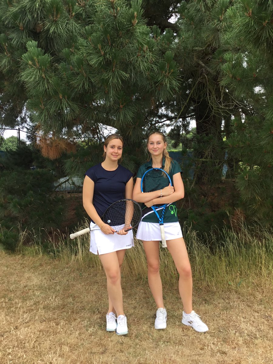 Sport_WHS's tweet photo. An amazing day for the U18 GDST Tennis Rally! Lots of team work and fun on the court today! Meet the team... #teampics #doubles #tennis https://t.co/W8J4UlD19P